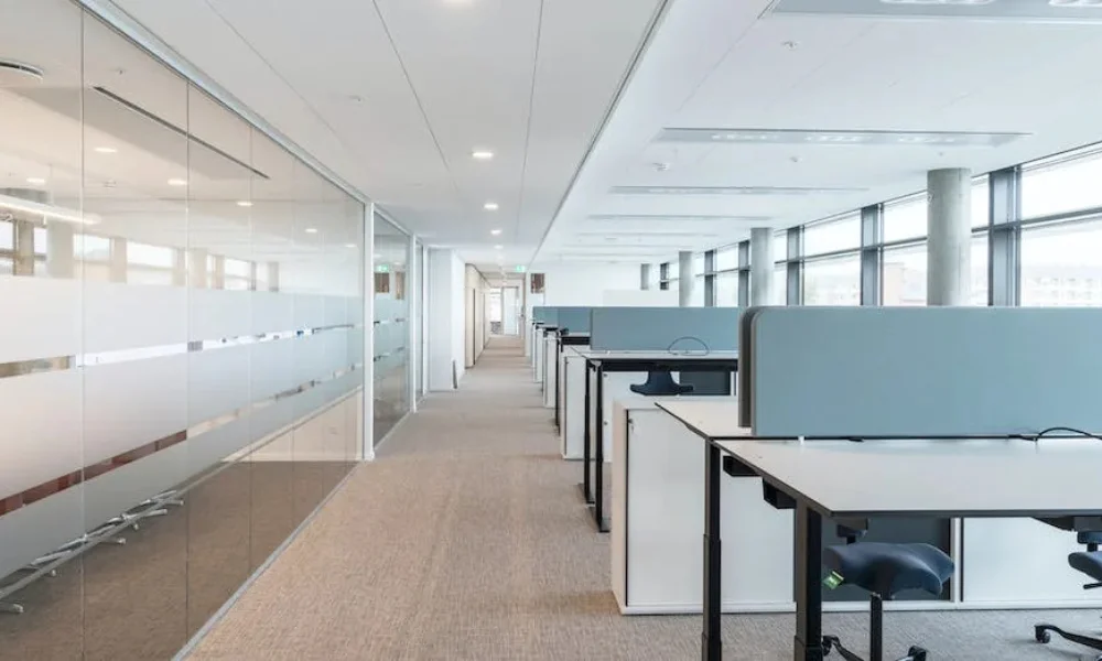 luxury corporate office design Dubai